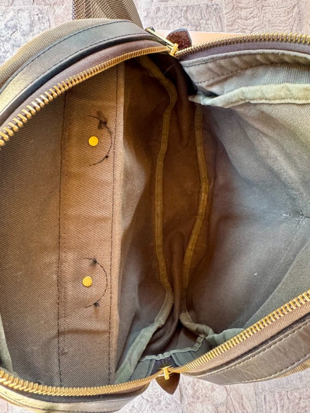 Filson Rucksack, Rugged Twill/Bridle Leather, Otter Green, Excellent Condition - Picture 8 of 10